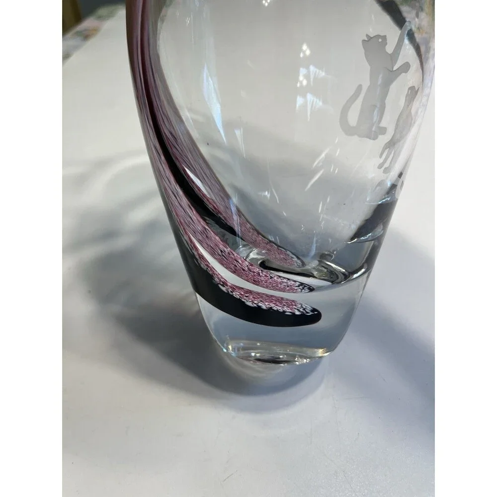 RARE!! Lenox Art Glass Etched Frosted Kitten Cats Pink Swirl 8” Vase Scotland